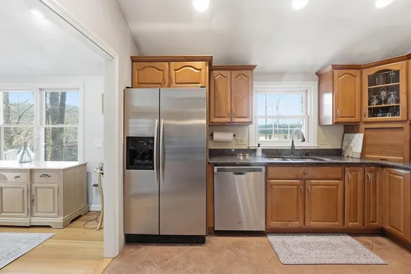 $559,000 | 37 Woodlawn Drive, Sturbridge, MA 01566