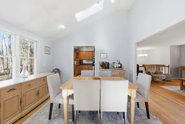 $559,000 | 37 Woodlawn Drive, Sturbridge, MA 01566