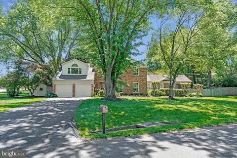 $1,550,000 | 1301 Stone Meadow Way, Vienna, VA 22182