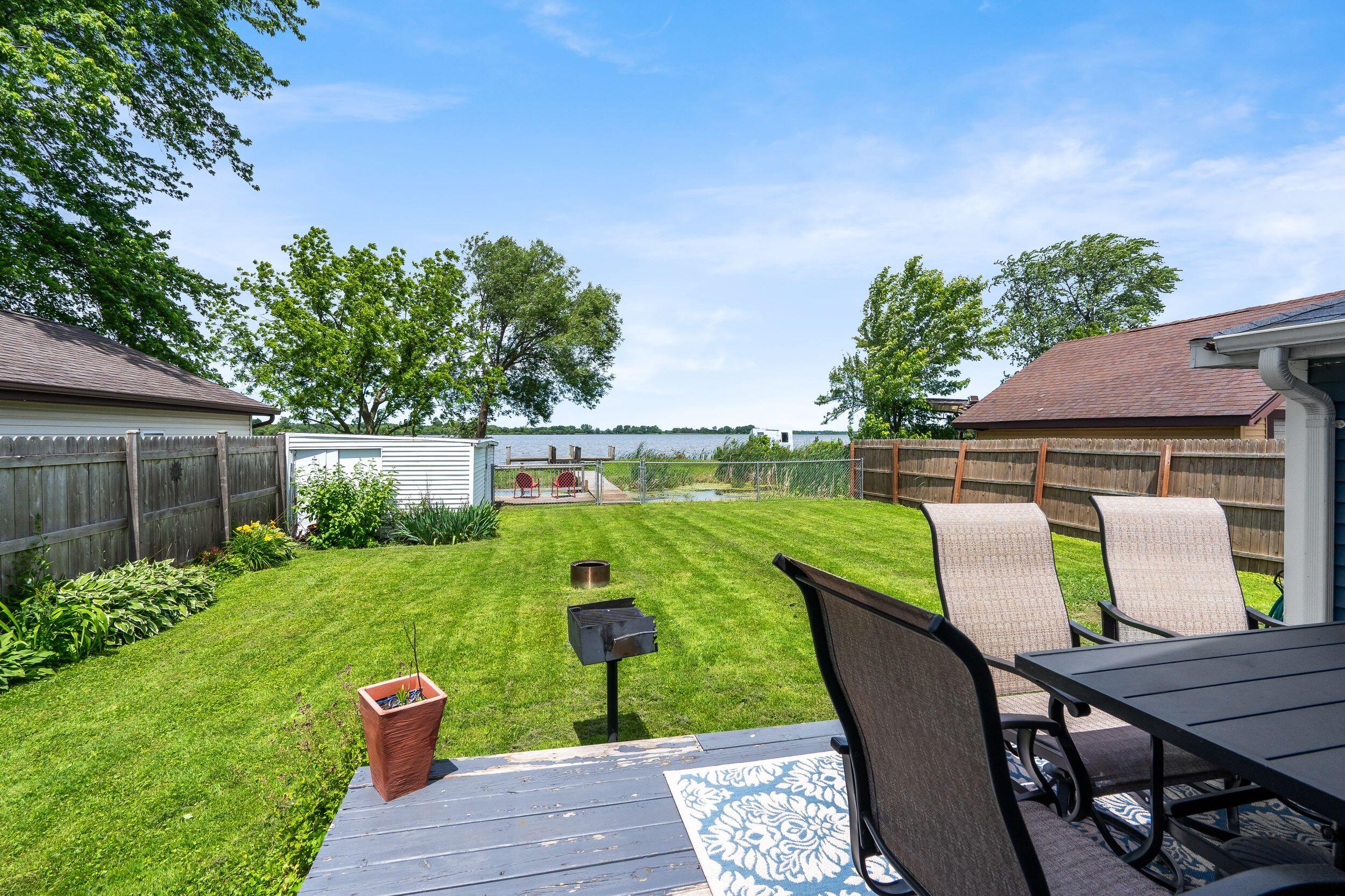 5660 West Reighmoor Road Omro, WI 54963 - Photo 32 of 43 Backyard