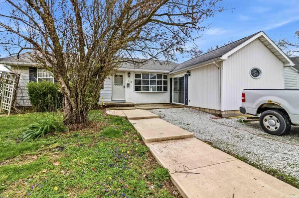 $110,000 | 110 West North D Street, Gas City, IN 46933