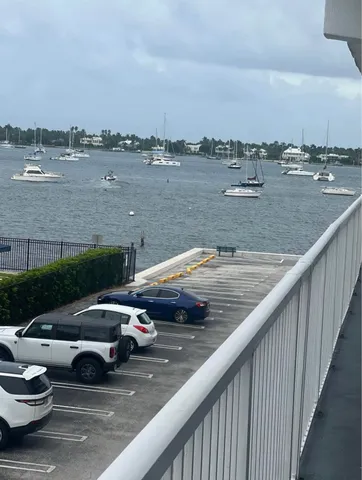 $1,850 | 4500 North Flagler Drive, Unit A20, West Palm Beach, FL 33407