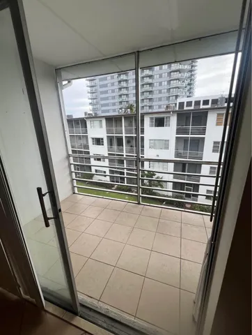 $1,850 | 4500 North Flagler Drive, Unit A20, West Palm Beach, FL 33407