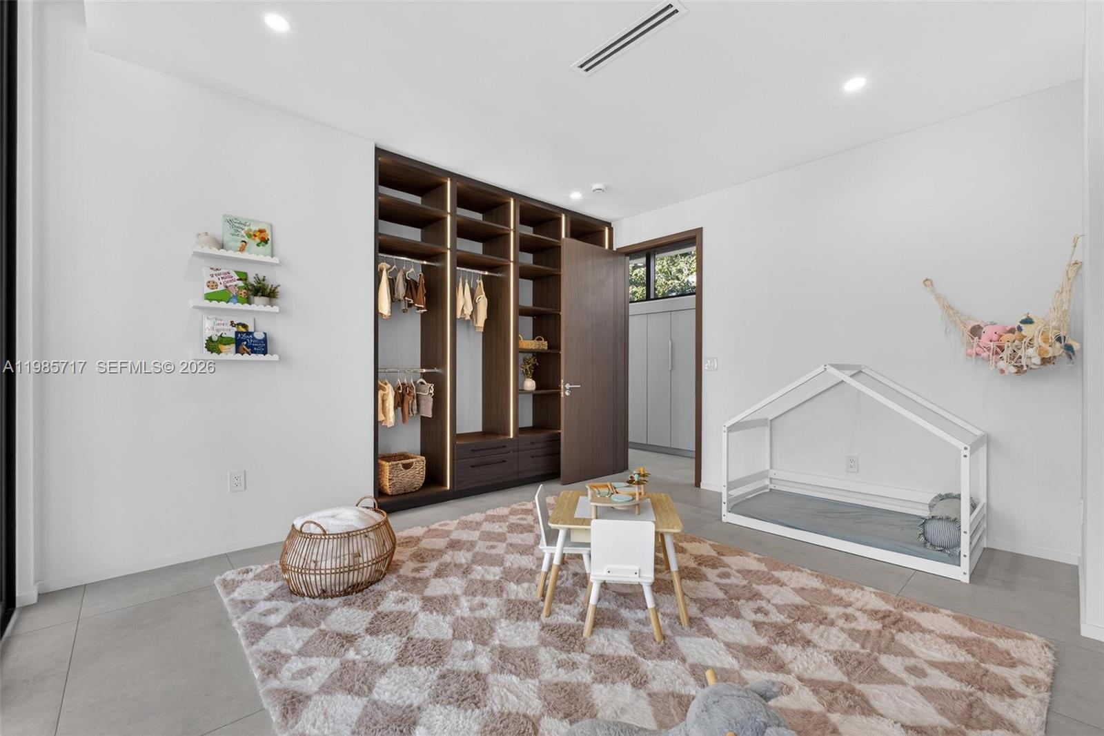 234 Southwest 22nd Road Miami, FL 33129 - Photo 72 of 94