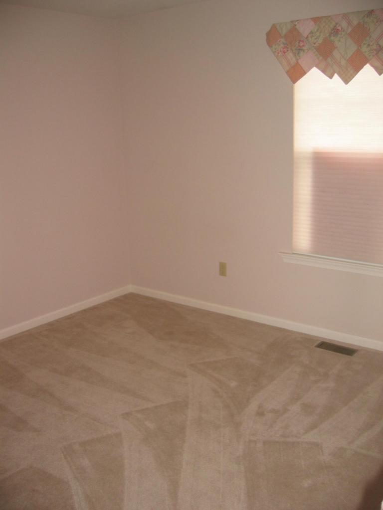 54 C Lower Ridgeview Circle Bartonsville, PA 18321 - Photo 11 of 15 Bedroom 2 w/ Custom Window Treatments