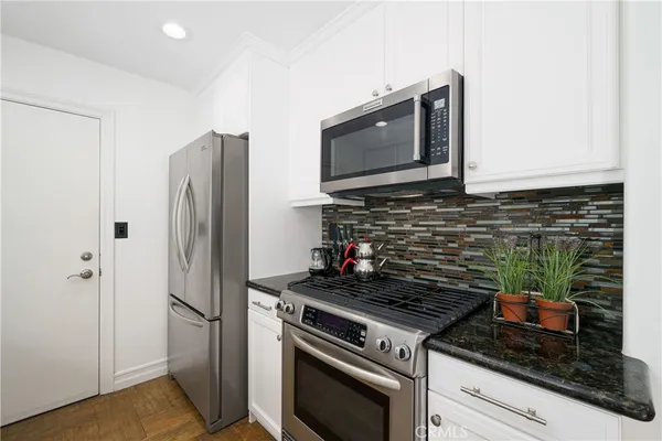 $1,200,000 | 20 Wintermist, Irvine, CA 92614