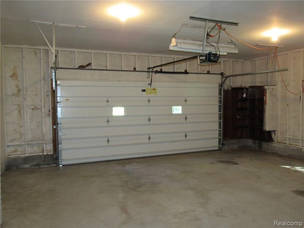 9405 Stelzer Road Howell, MI 48855 - Photo 19 of 46 IMG_2335.JPG