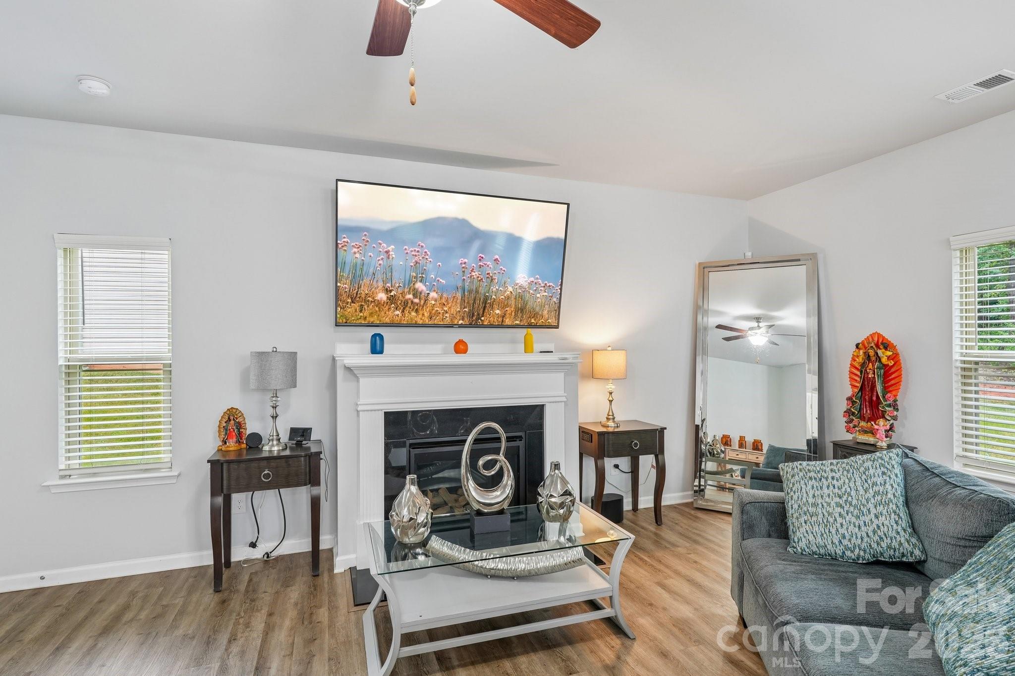 6901 Robinson Church Road Charlotte, NC 28215 - Photo 7 of 34