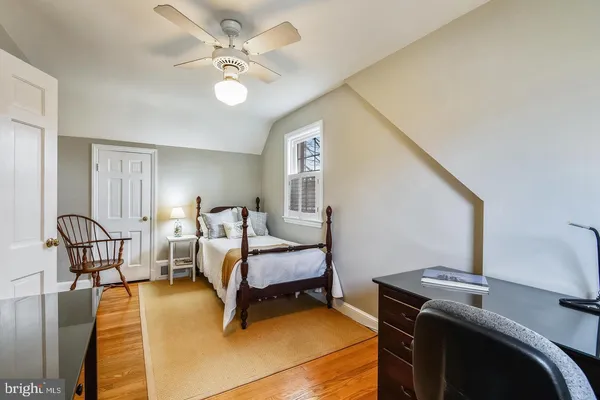 $4,500 | 1727 Oakcrest Drive, Alexandria, VA 22302