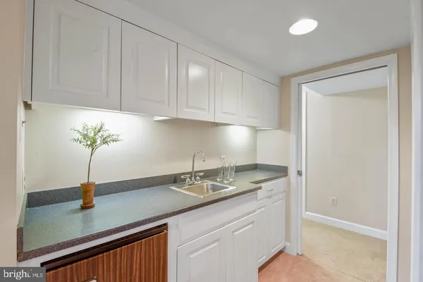 $4,500 | 1727 Oakcrest Drive, Alexandria, VA 22302