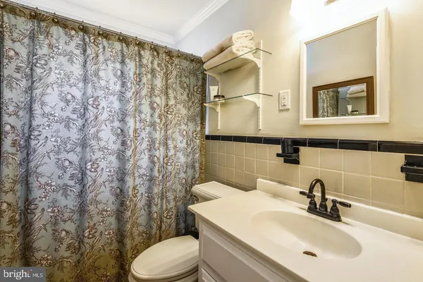 $4,500 | 1727 Oakcrest Drive, Alexandria, VA 22302