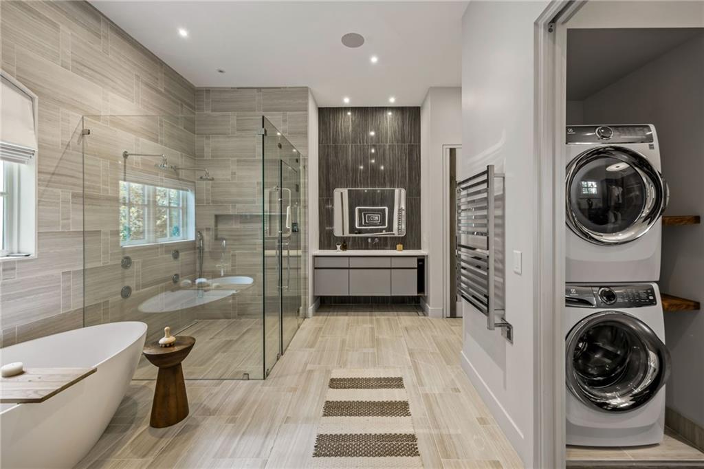 725 Londonberry Road Northwest Atlanta, GA 30327 - Photo 20 of 43