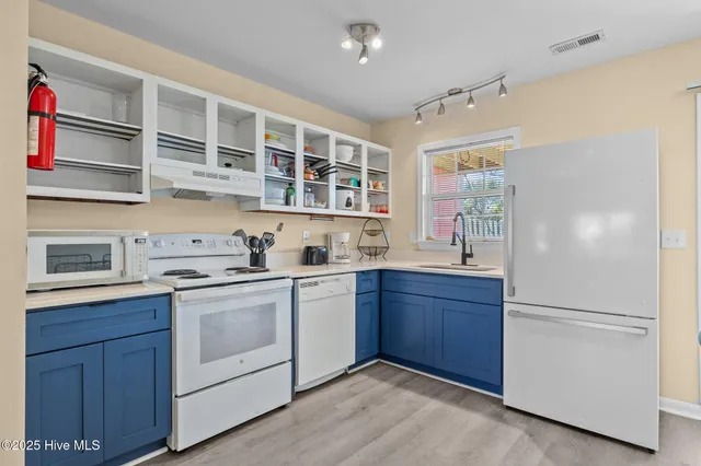 $399,999 | 119 Center Drive, Unit C (3), Atlantic Beach, NC 28512