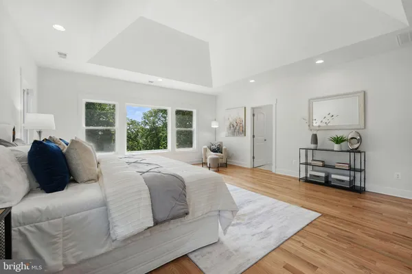 $1,648,999 | 3857 Pinewood Terrace, Falls Church, VA 22041