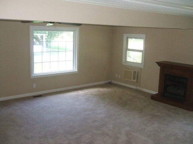600 Reta Road Durham, NC 27704 - Photo 11 of 11 Family Room
