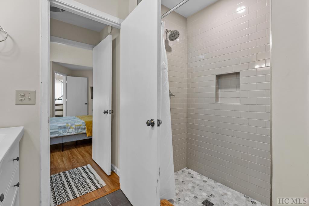 3051 Middle Creek Road Otto, NC 28763 - Photo 18 of 36 Gallery Image 18
