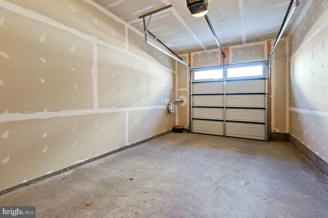 a view of a room with an empty space