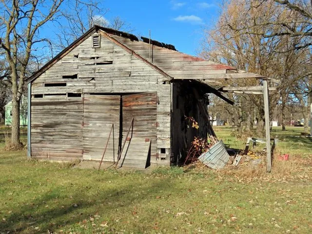 $189,900 | 16533 180th Street Southeast, Red Lake Falls, MN 56750