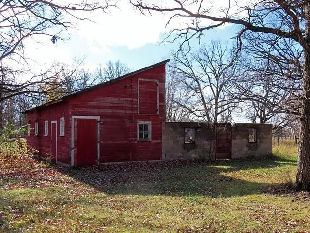 $189,900 | 16533 180th Street Southeast, Red Lake Falls, MN 56750