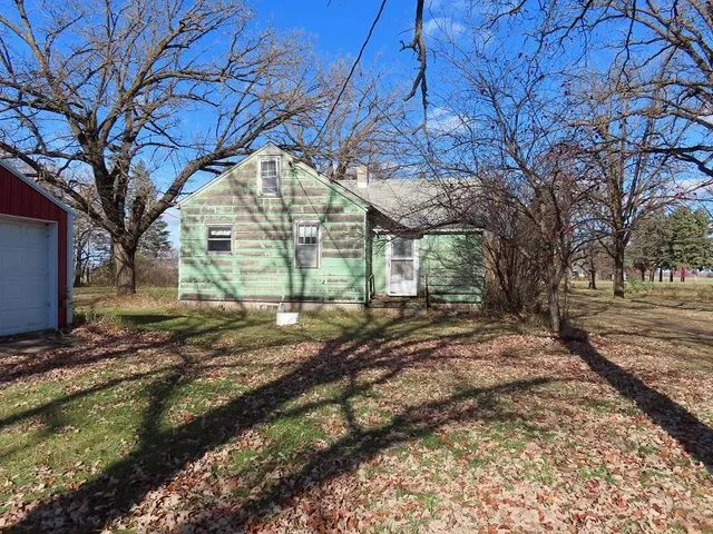 $189,900 | 16533 180th Street Southeast, Red Lake Falls, MN 56750