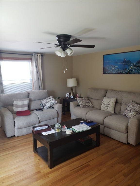 5 Cass Street Lincoln, RI 02865 - Photo 7 of 22 Gallery Image 7
