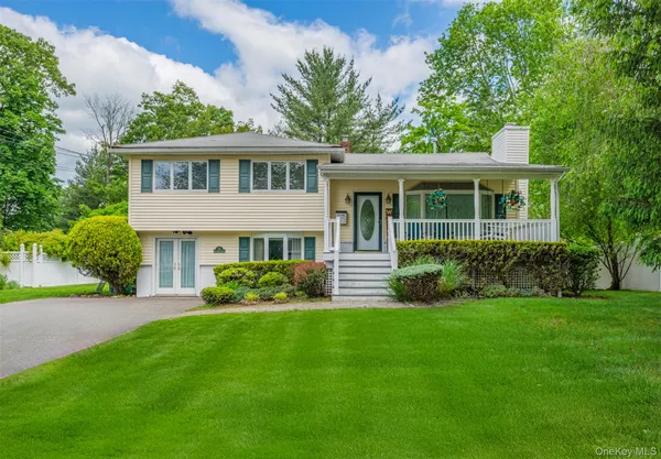 $849,000 | 16 Van Orden Avenue, Suffern, NY 10901