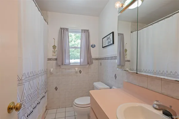 $849,000 | 16 Van Orden Avenue, Suffern, NY 10901