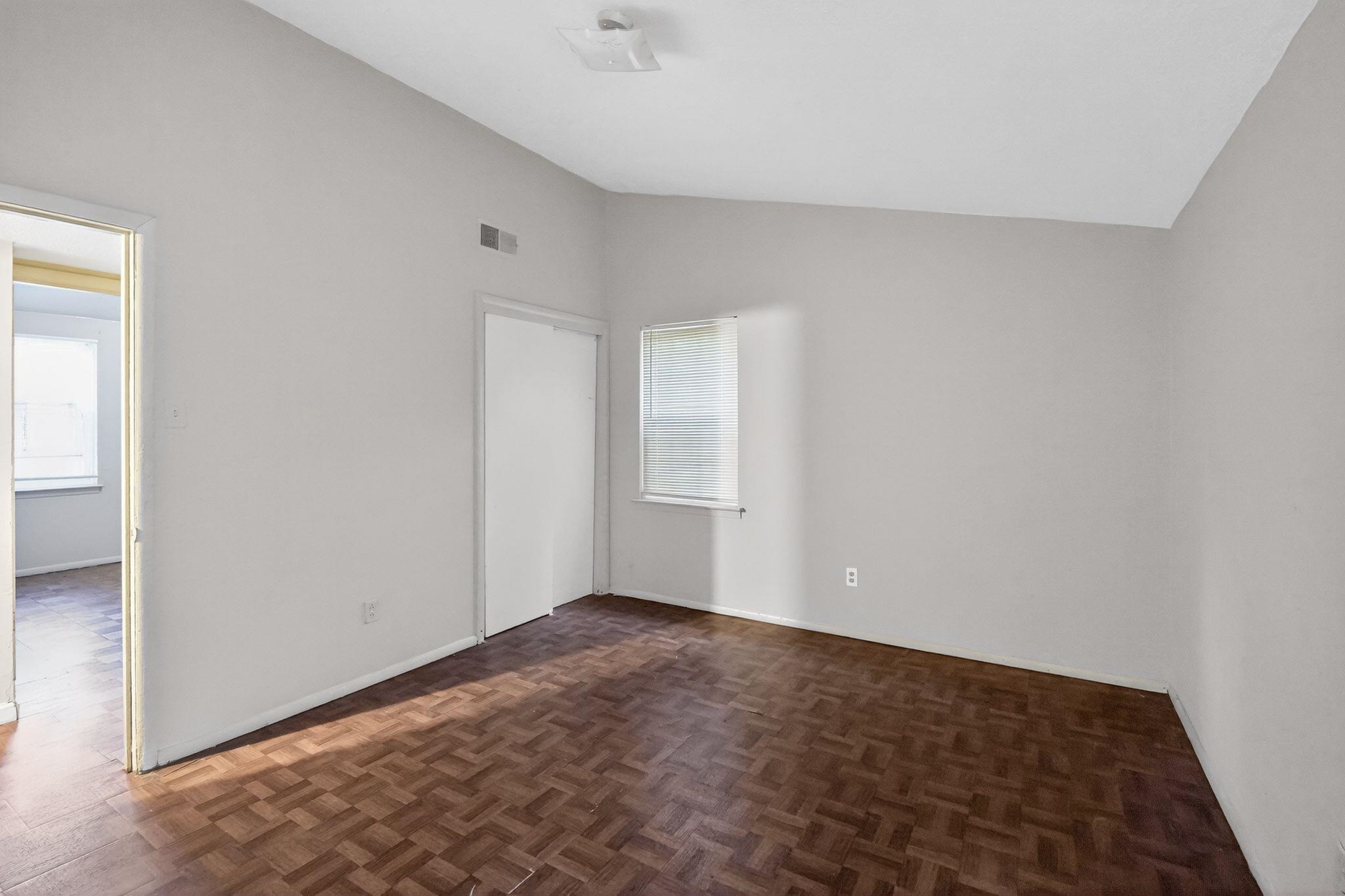 4504 Neely Road Memphis, TN 38109 - Photo 27 of 32 a view of an empty room