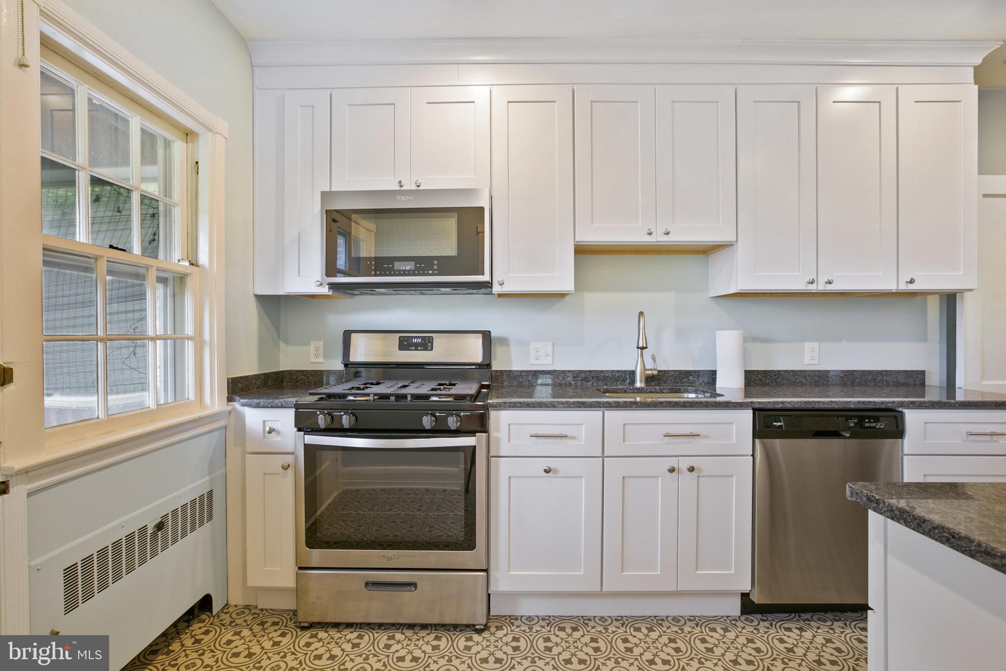 117 Dunkirk Road Baltimore, MD 21212 - Photo 9 of 48