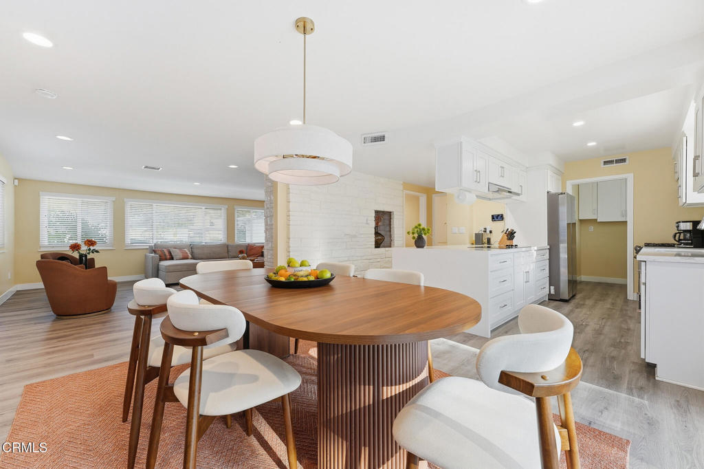 357 Oakcliff Road Monrovia, CA 91016 - Photo 3 of 14 03 - Oakcliff (357)