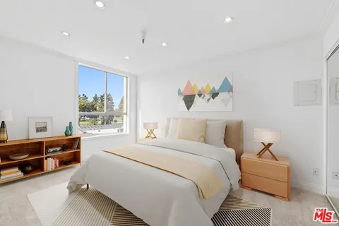 $369,000 | 5143 Bakman Avenue, Unit 406, North Hollywood, CA 91601