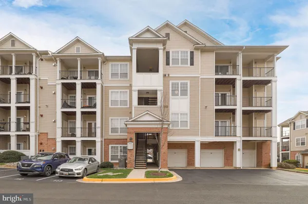 $299,900 | 19605 Galway Bay Circle, Unit 304, Germantown, MD 20874
