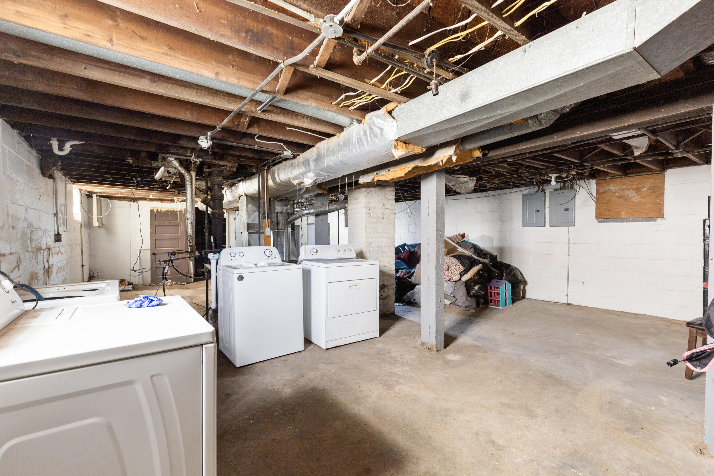 2122 South 26th Street, Unit 2122A Milwaukee, WI 53215 - Photo 17 of 26 separate w/d areas