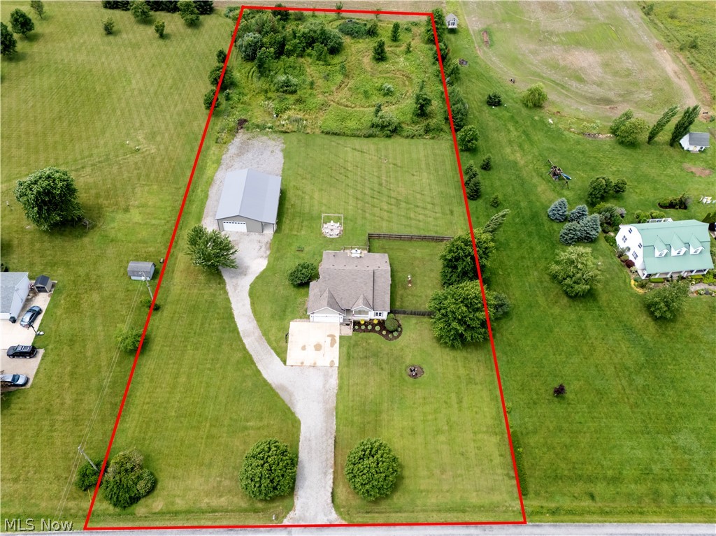 10964 Parmenter Road Burbank, OH 44214 - Photo 7 of 43