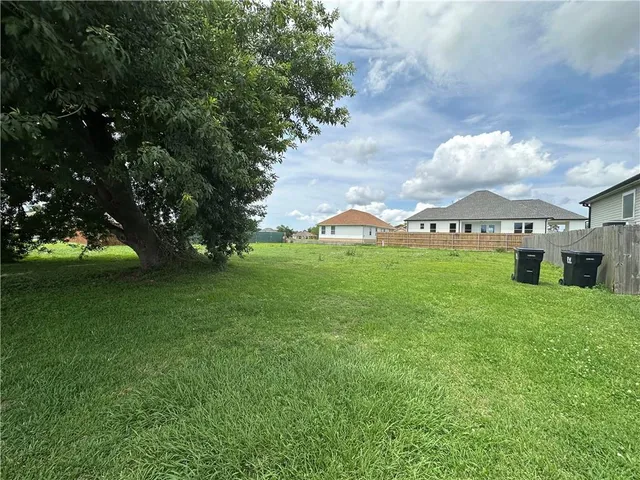 $69,900 | 8517 Patricia Street, Chalmette, LA 70043