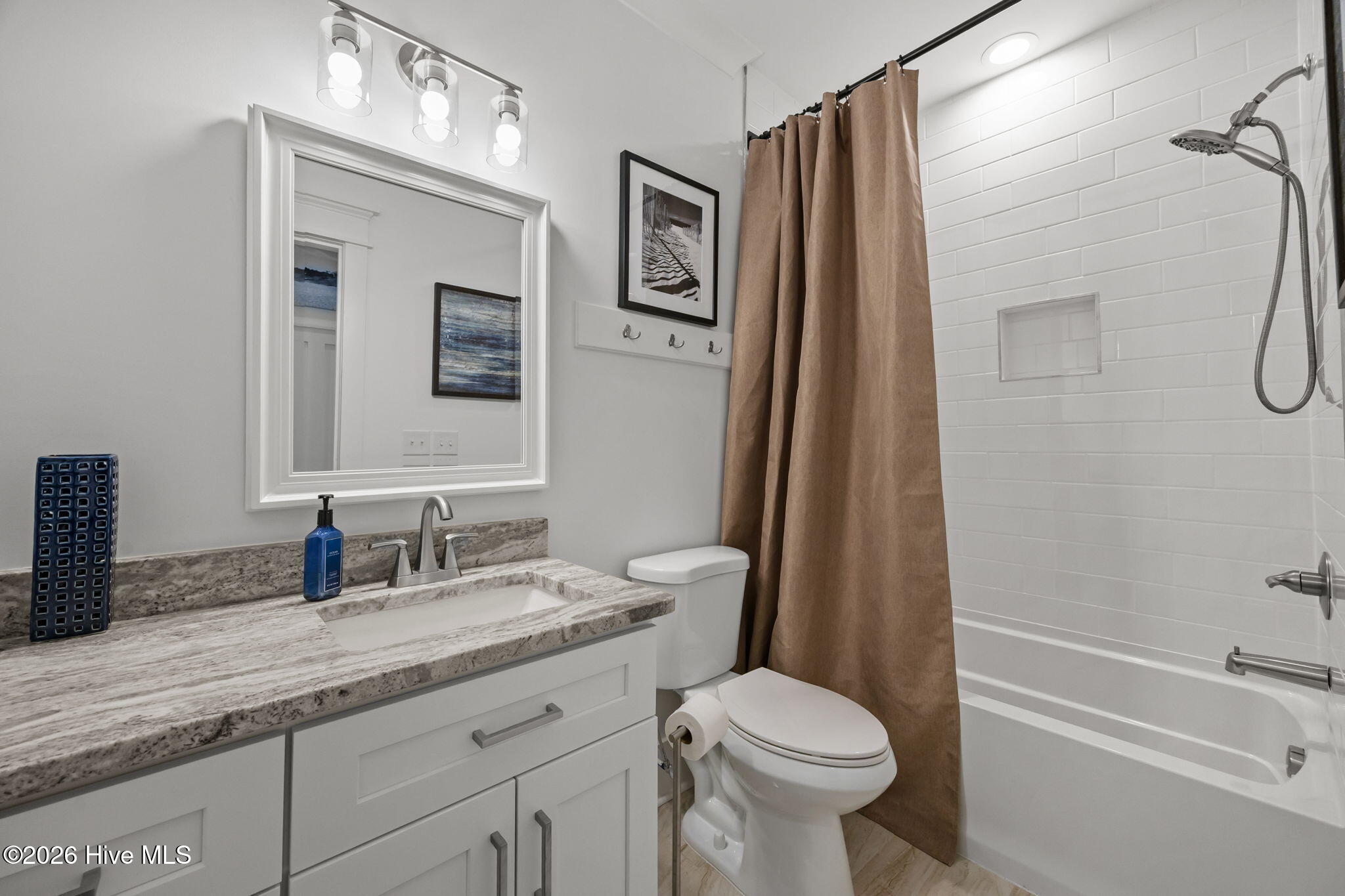 10508 Coast Guard Road Emerald Isle, NC 28594 - Photo 59 of 64 Interior