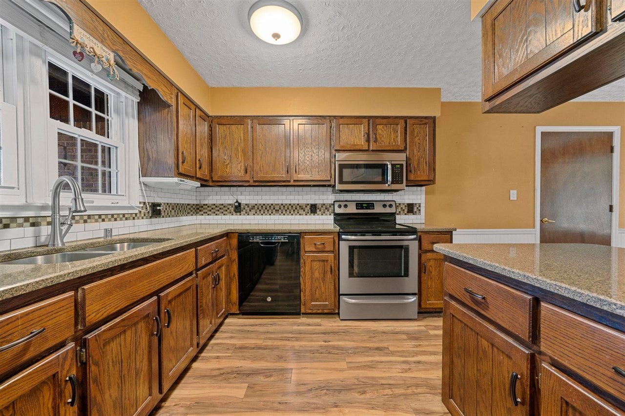 363 West G Talley Road Alvaton, KY 42122 - Photo 7 of 31 Gallery Image 7