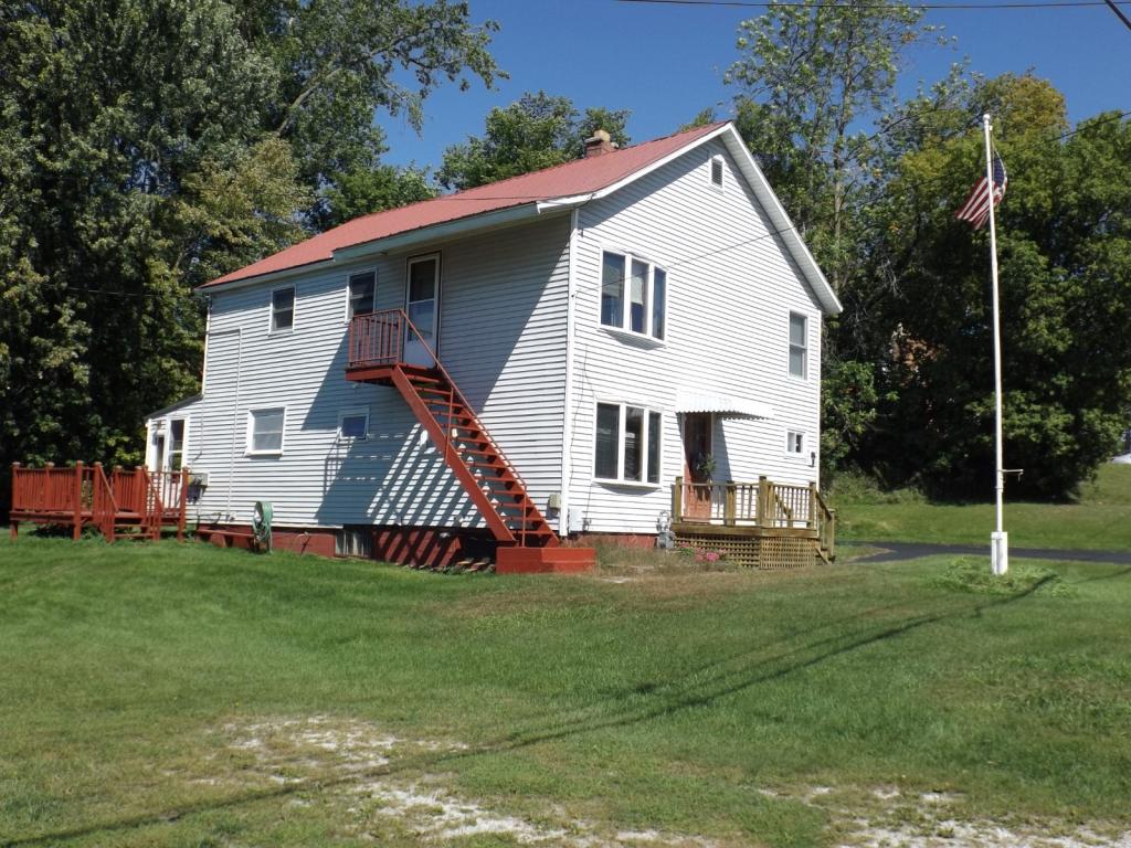 8 Ferry Street Swanton, VT 05488 - Photo 3 of 27 Gallery Image 3