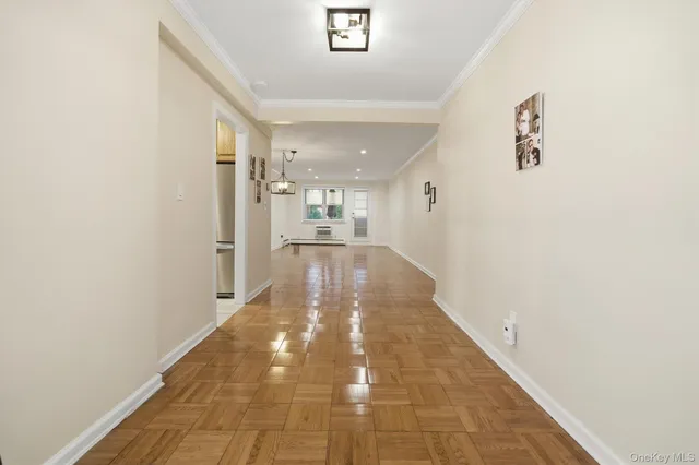 $675,000 | 25 Chapel Place, Unit 1B, Great Neck, NY 11021