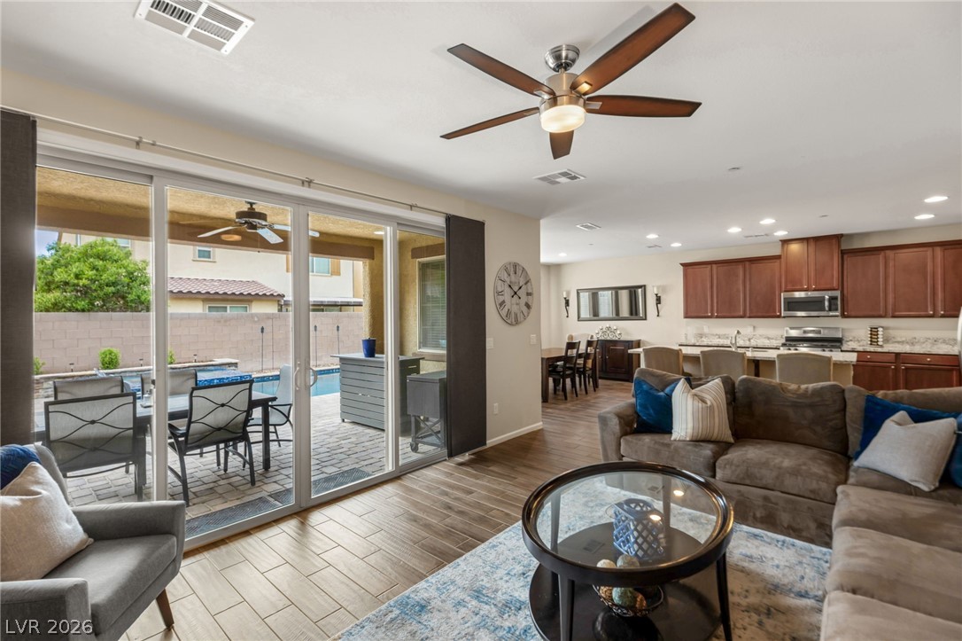 2585 Sable Ridge Street Henderson, NV 89044 - Photo 7 of 39