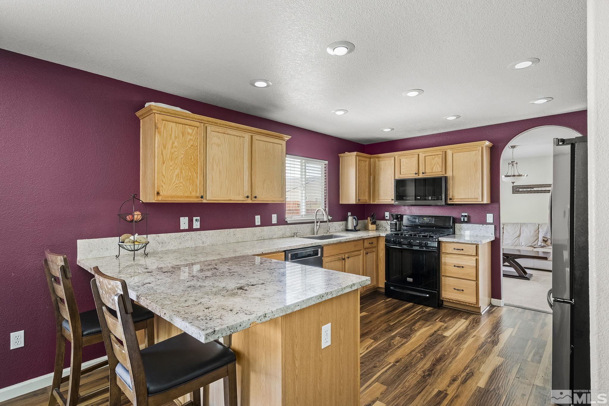 17625 Rogue River Court Reno, NV 89508 - Photo 11 of 37 Photo 11