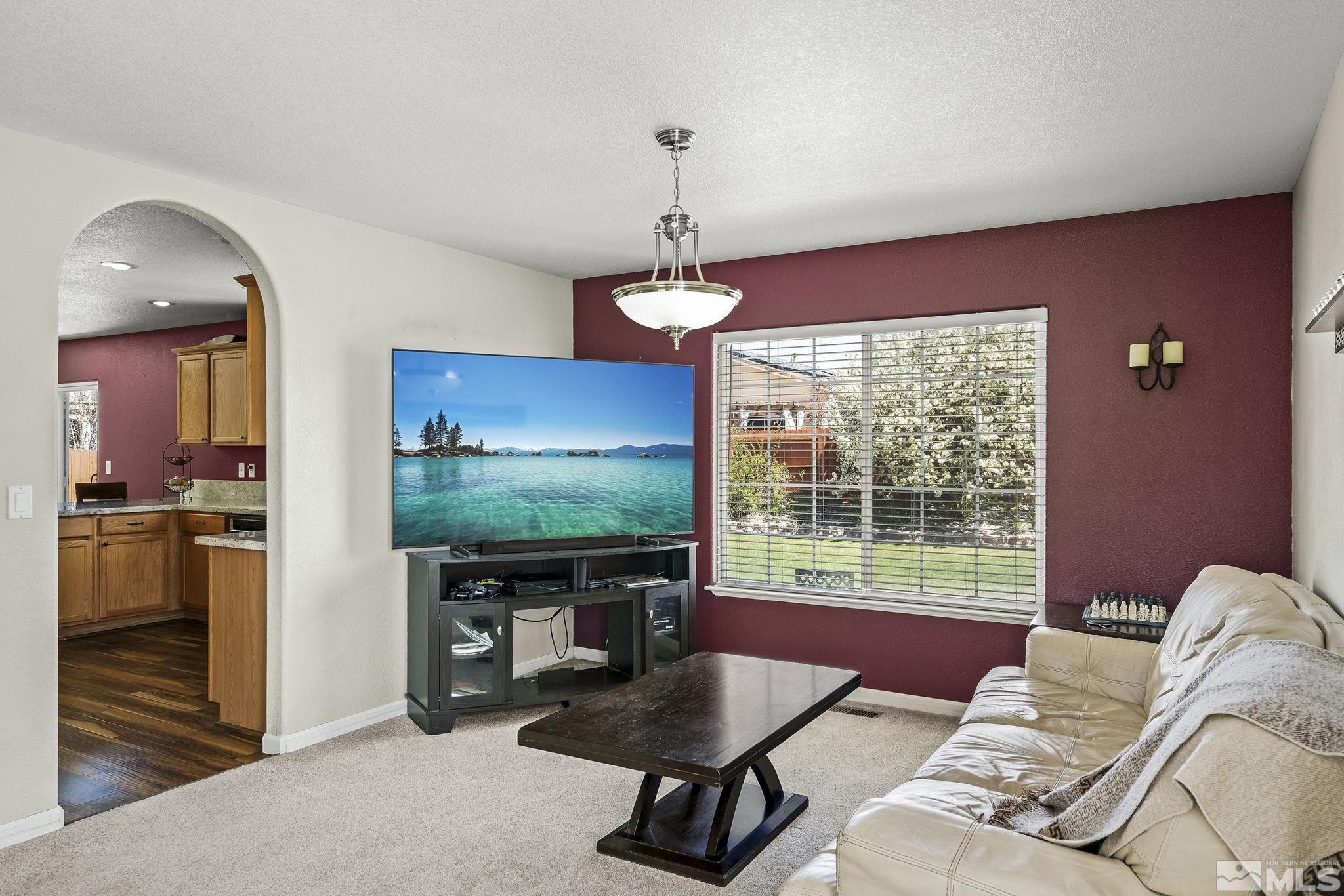 17625 Rogue River Court Reno, NV 89508 - Photo 9 of 37 Photo 9