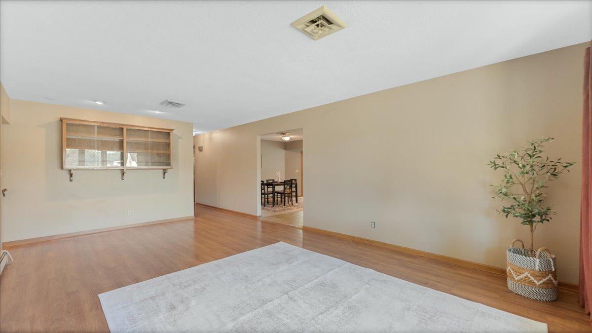 900 13th Avenue Southwest Willmar, MN 56201 - Photo 9 of 52