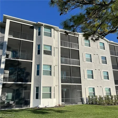 a view of building with yard