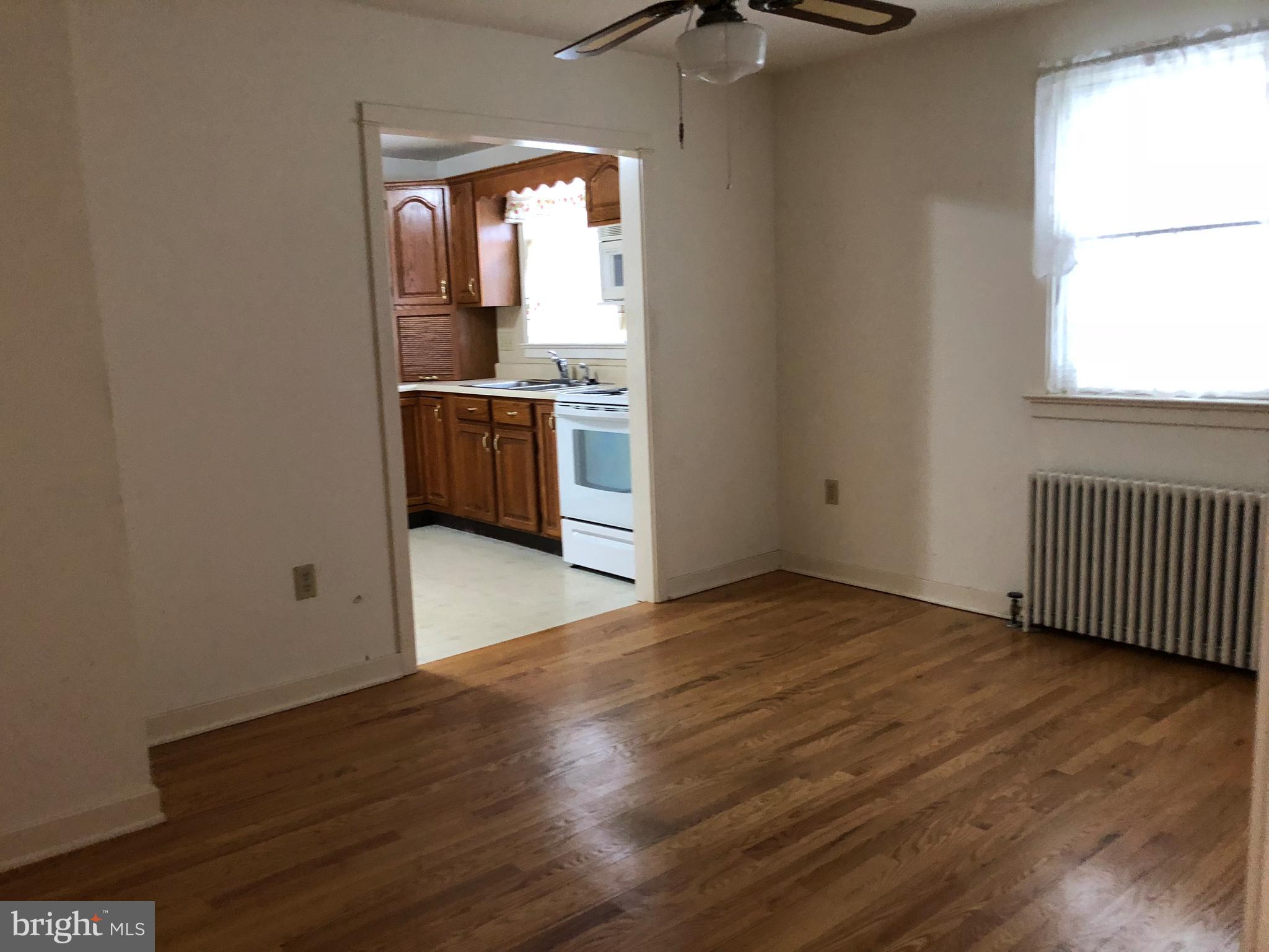 1354 Villa Road Lancaster, PA 17601 - Photo 4 of 10 Dining Room