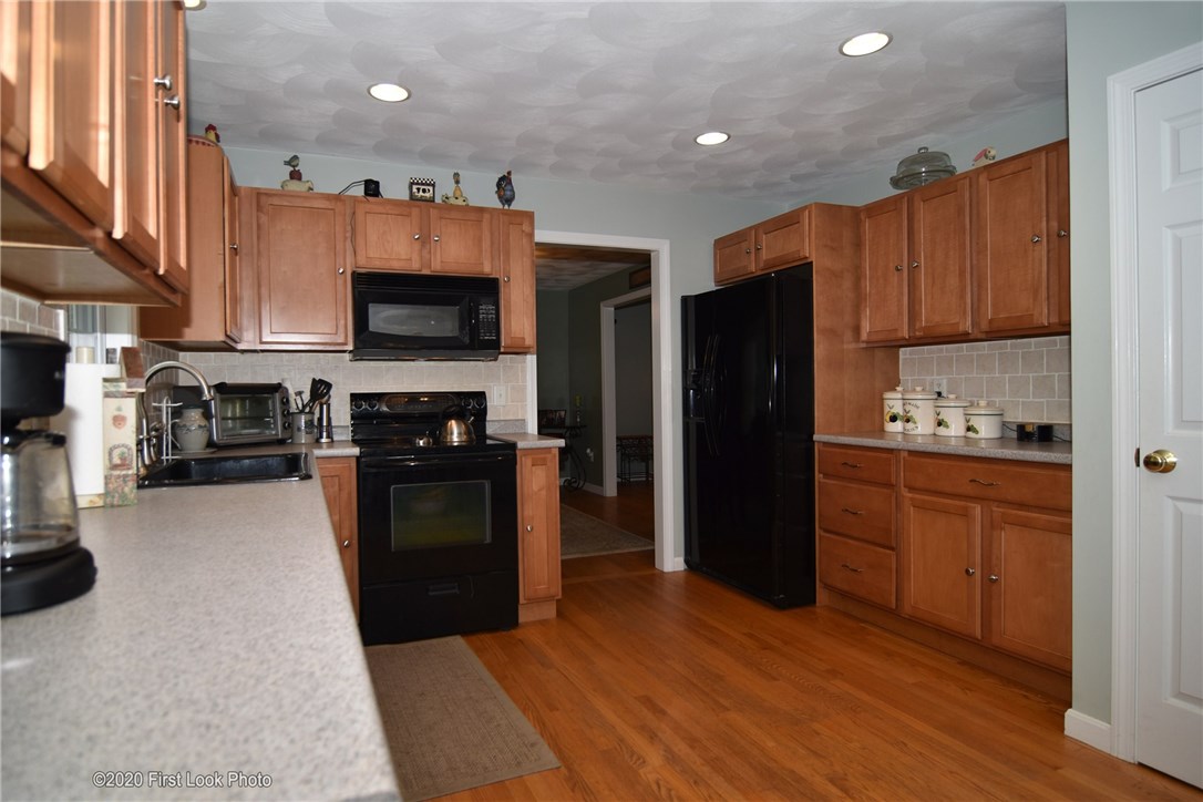 44 Shippee Schoolhouse Road Foster, RI 02825 - Photo 12 of 44 Kitchen