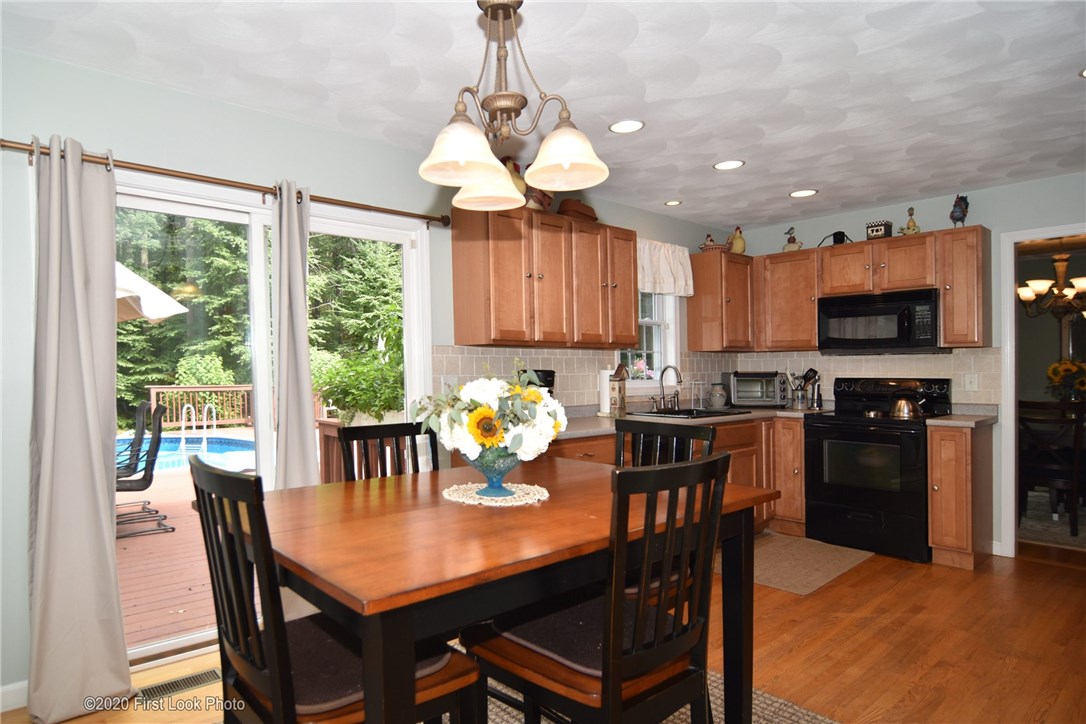 44 Shippee Schoolhouse Road Foster, RI 02825 - Photo 17 of 44 Dining Area