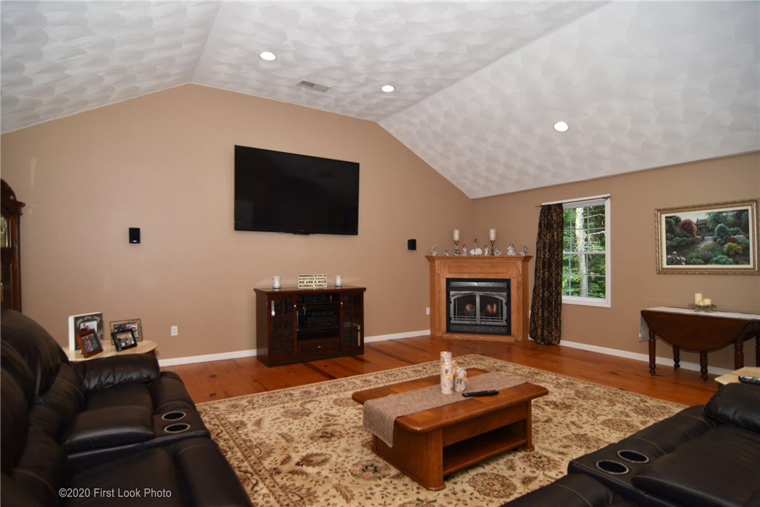 44 Shippee Schoolhouse Road Foster, RI 02825 - Photo 8 of 44 Great Room