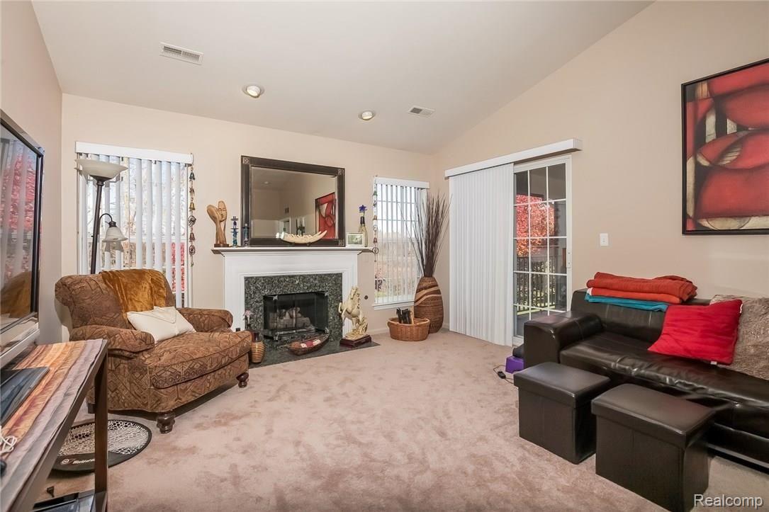 3552 Tremonte Circle, Unit 132 Rochester, MI 48306 - Photo 19 of 23 tremonte5.jpg