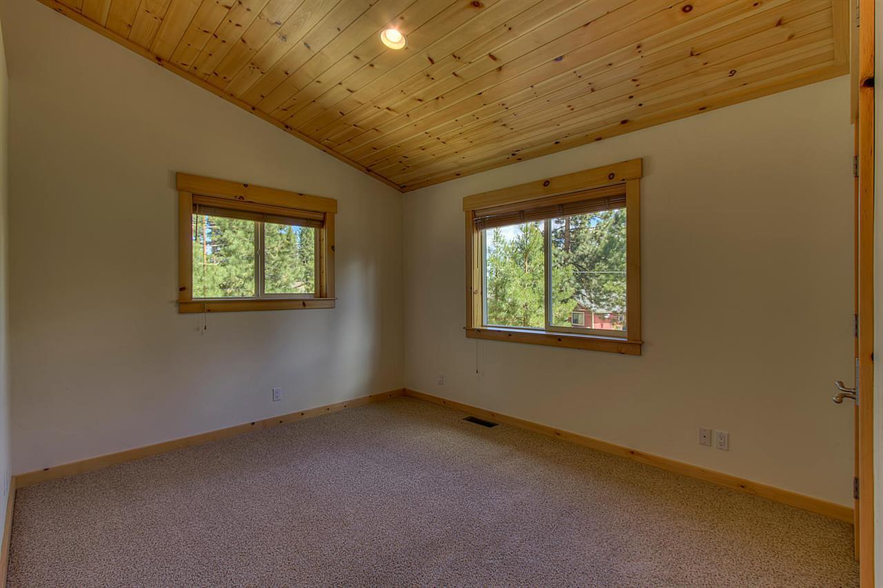 10541 Red Fir Road Truckee, CA 96161 - Photo 12 of 14 Gallery Image 12
